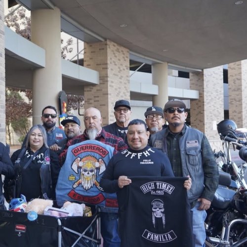 Local Bike Clubs Unite to Deliver Holiday Joy to El Paso Children’s Hospital Patients